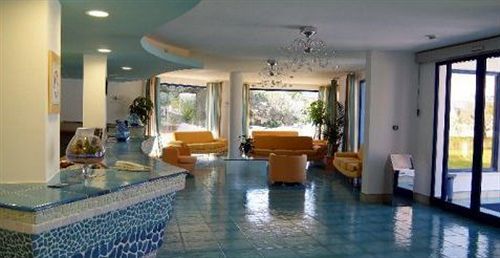 Hotel Club Cala Longa Montauro Exterior photo